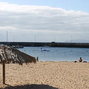 Cozy And Bright Machico (Madeira)